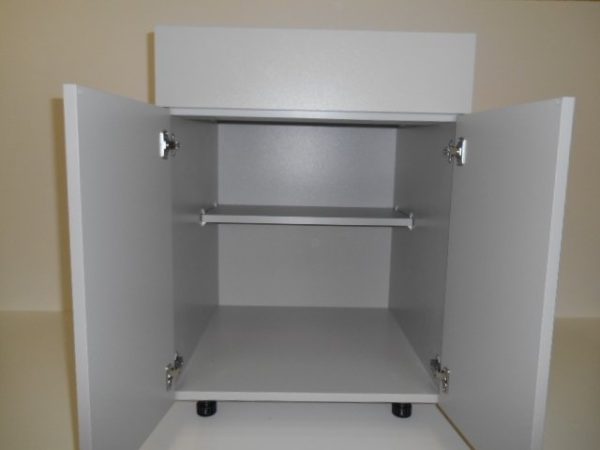 B24D1----24" wide Base 2 Doors 1 Drawer Cabinet