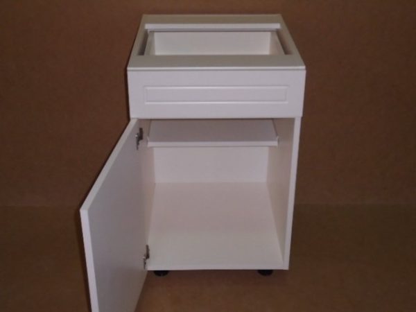 B18D1----18" wide Base 1 Door 1 Drawer Cabinet