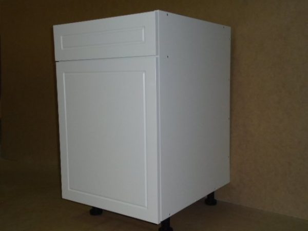 B18PPO----18" wide Base 1 Door 1 Drawer w/Propane Pullout Cabinet