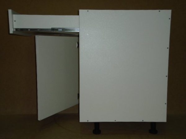 B18D1----18" wide Base 1 Door 1 Drawer Cabinet